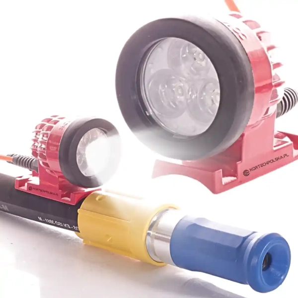 Lampa robocza LED do oczyszczania strumieniowo-ściernego kortechpolska.webp